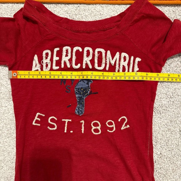 Abercrombie Red 3/4 Sleeve Boat Neck Tee Shirt Size Small Pre-owned - Picture 5 of 6